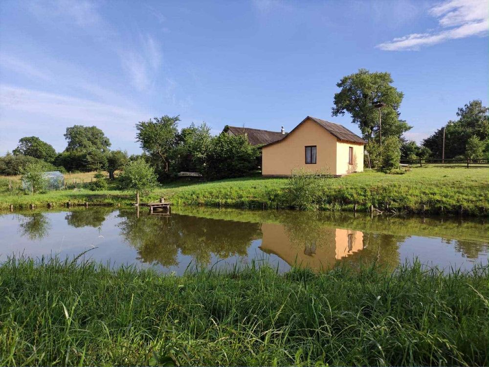 Domek letniskowy nad stawem