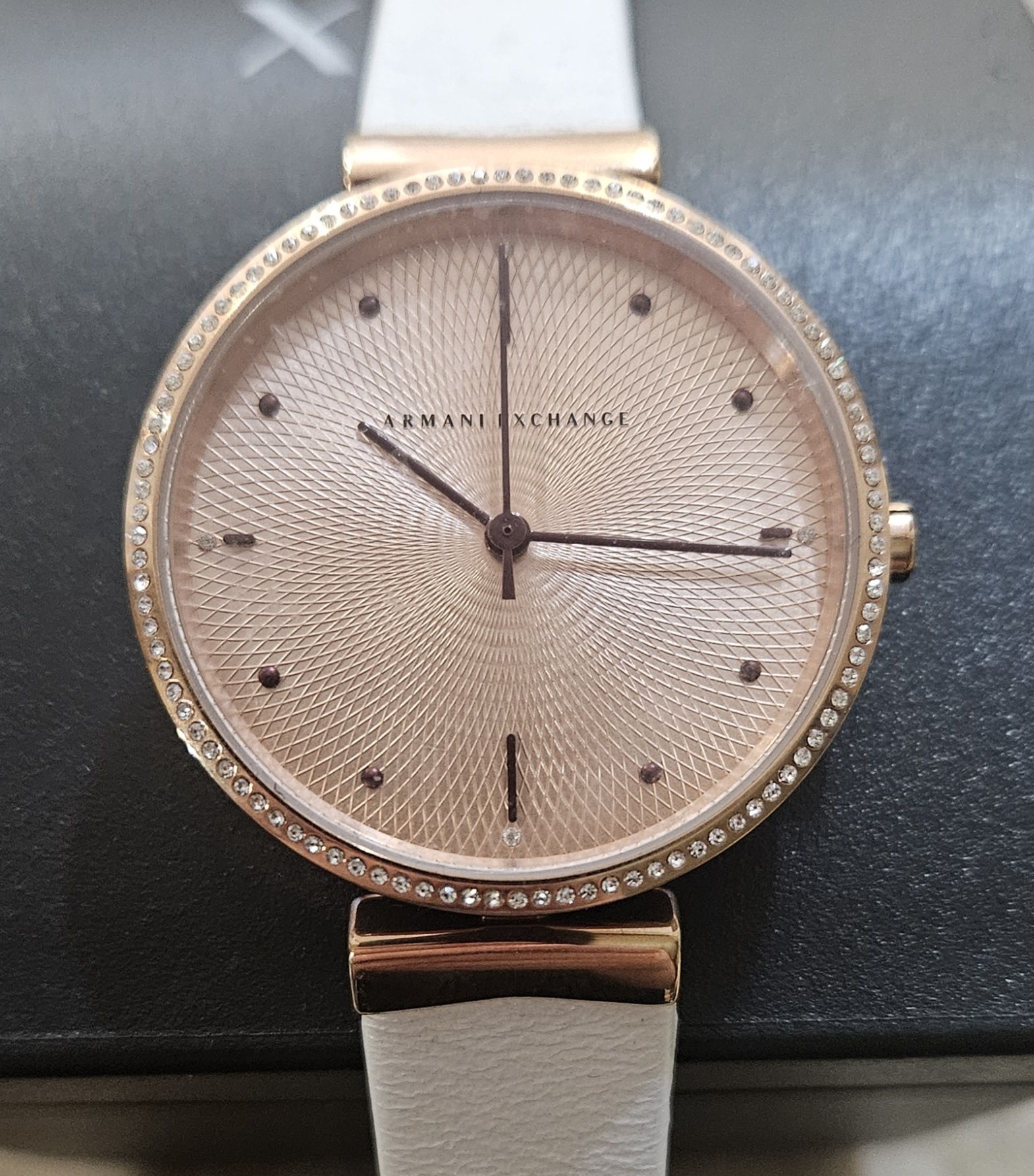 275/22 Zegarek damski Armani Exchange AX5914