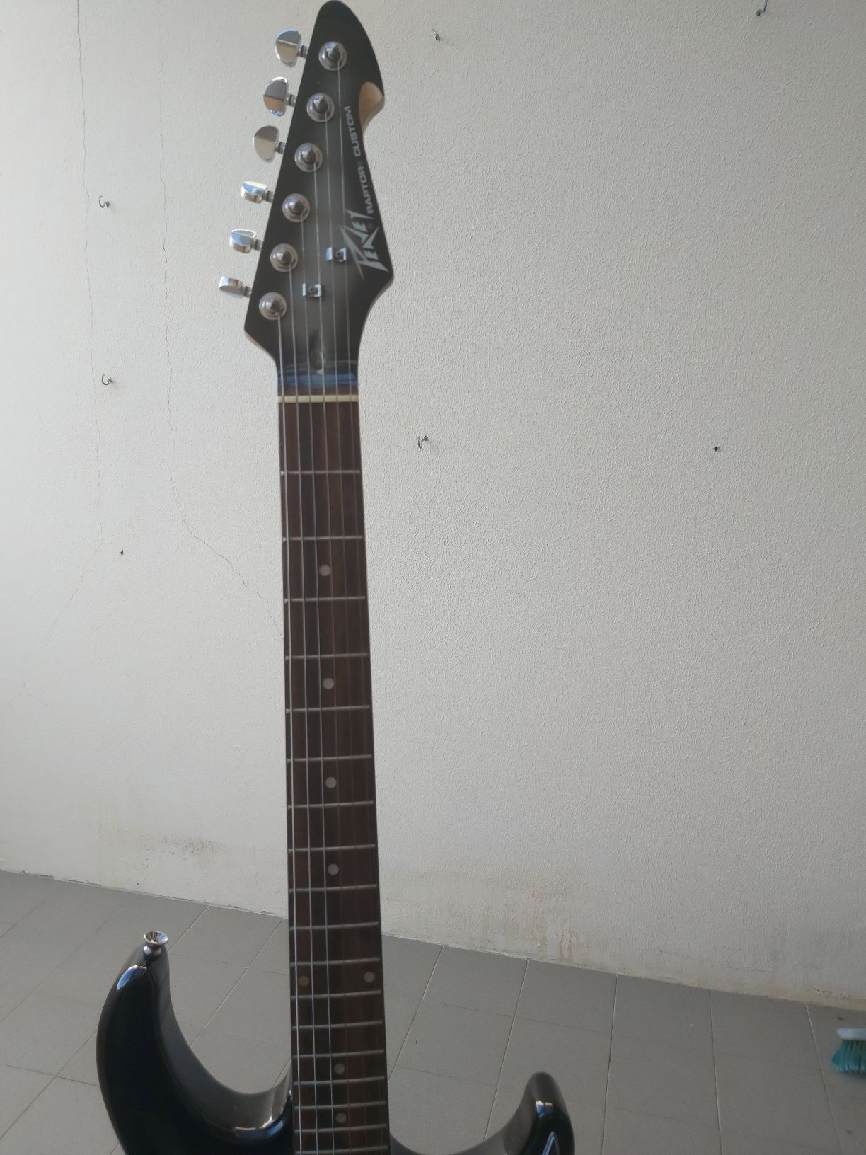 Guitarra Peavey Raptor Custom Silverburst