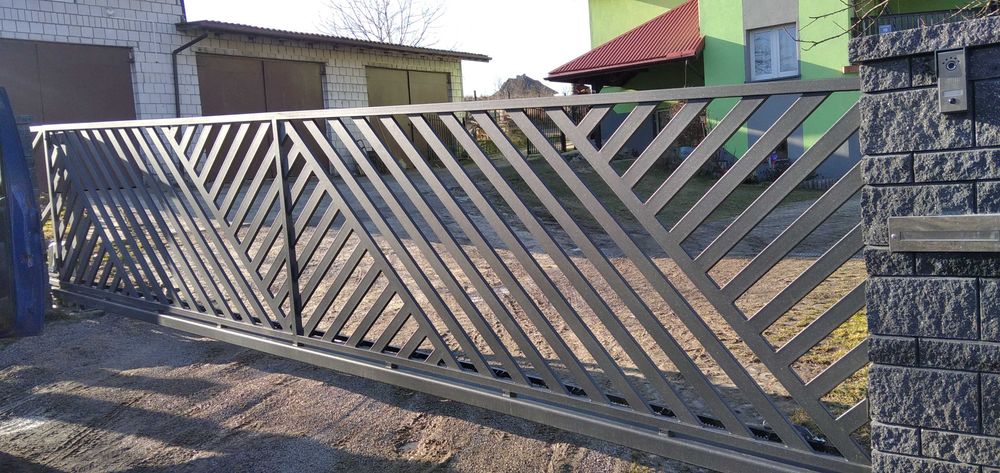 Ogrodzenie nowoczesne frontowe, palisadowe, aluminiowe, stalowe,