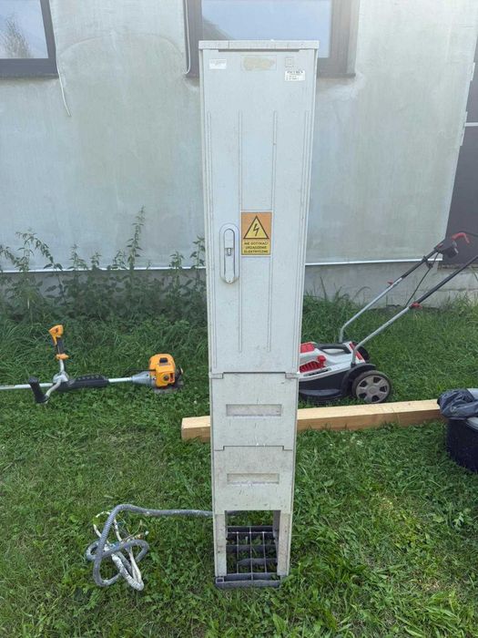 Skrzynka elektryczna budowlana