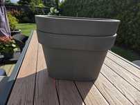 Dwie donice balustradowe szare