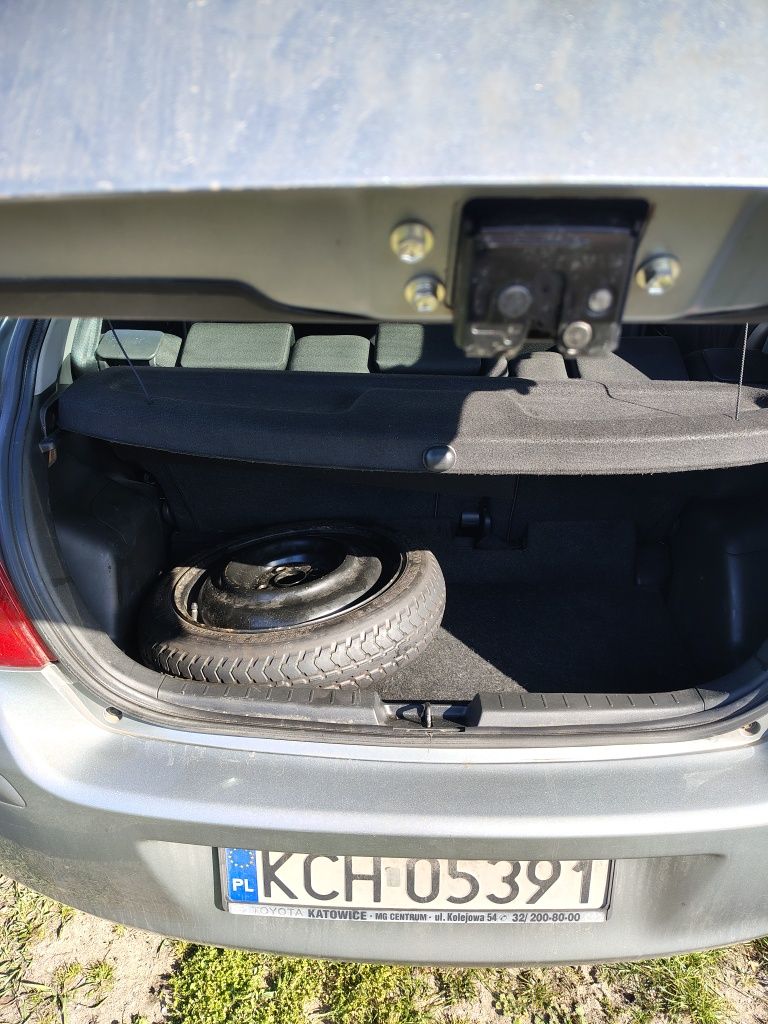 Sprzedam Toyotę Yaris II