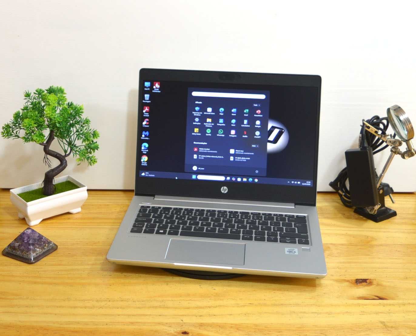 HP Aluminium 1.3Kg - i5 4.20Ghz - 32GB DDR4 - UHD - Nvme + SSD C/Novo