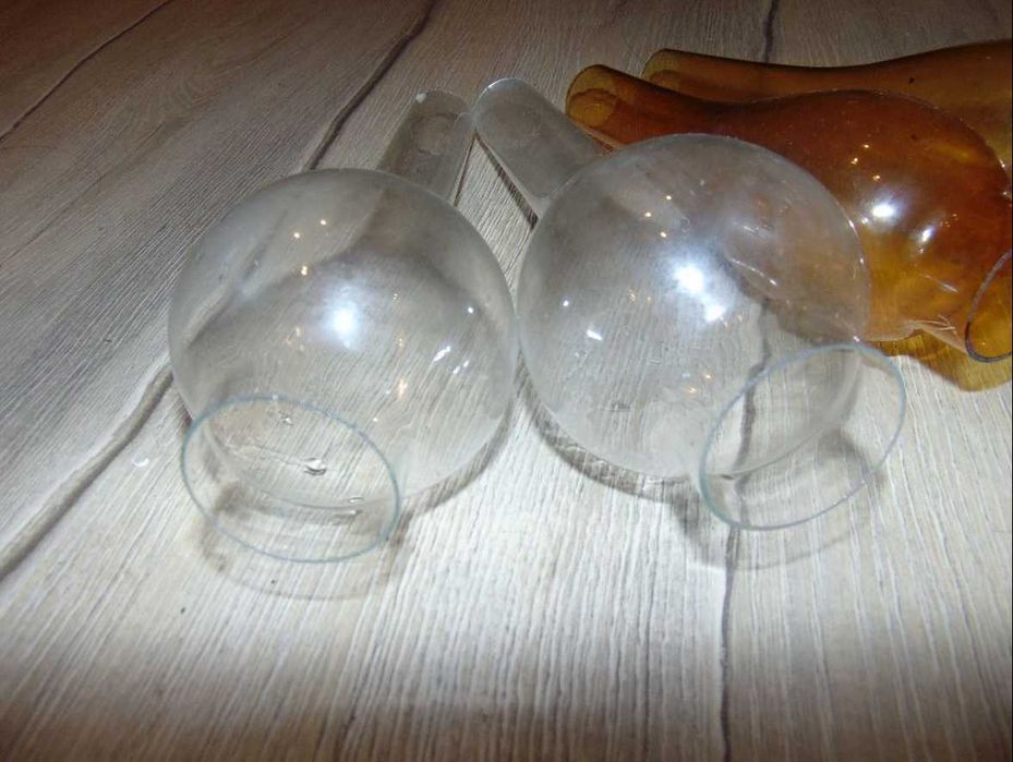 Stary kominek do lampa naftowa,śr.4,2 cm.została 1 sztuka