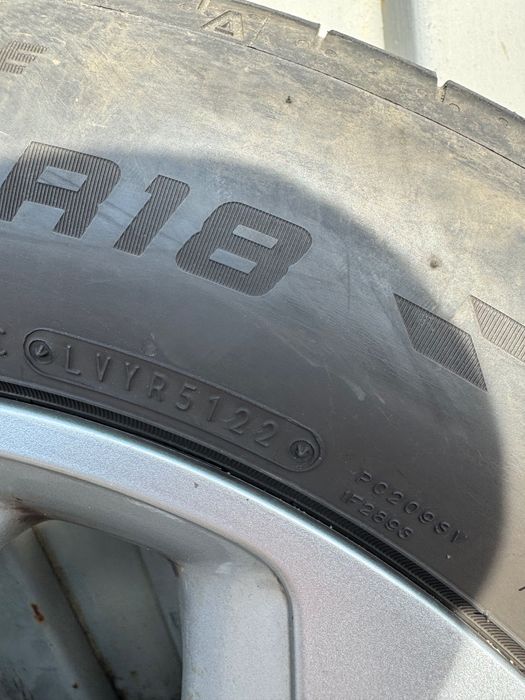 R18 Sorento Santa Fe Kia Hyundai 235 60 R18