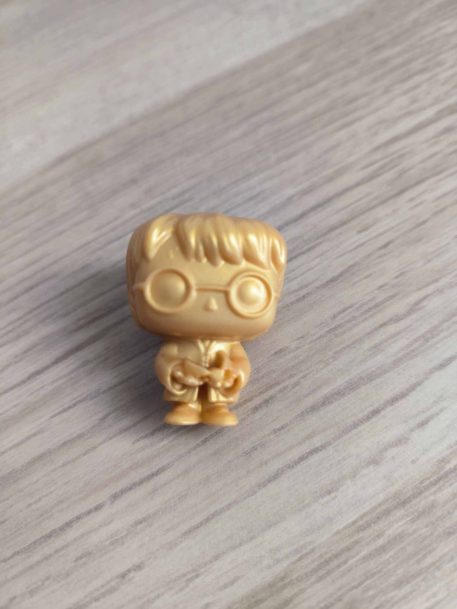 Złoty Harry Potter funko pop kolekcja