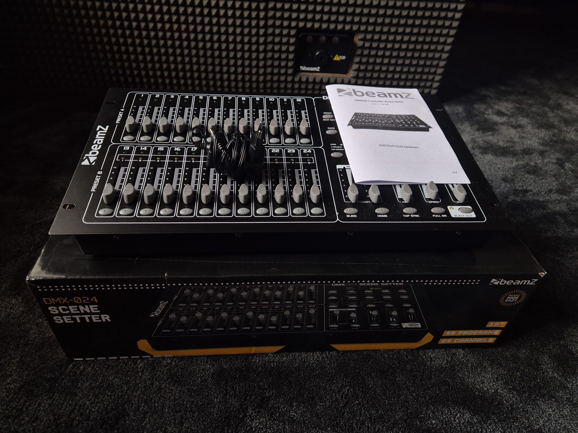 DMX kontroler BeamZ DMX024 scene setter