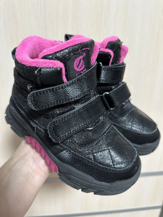 Зимові ботінки для дівчинки
