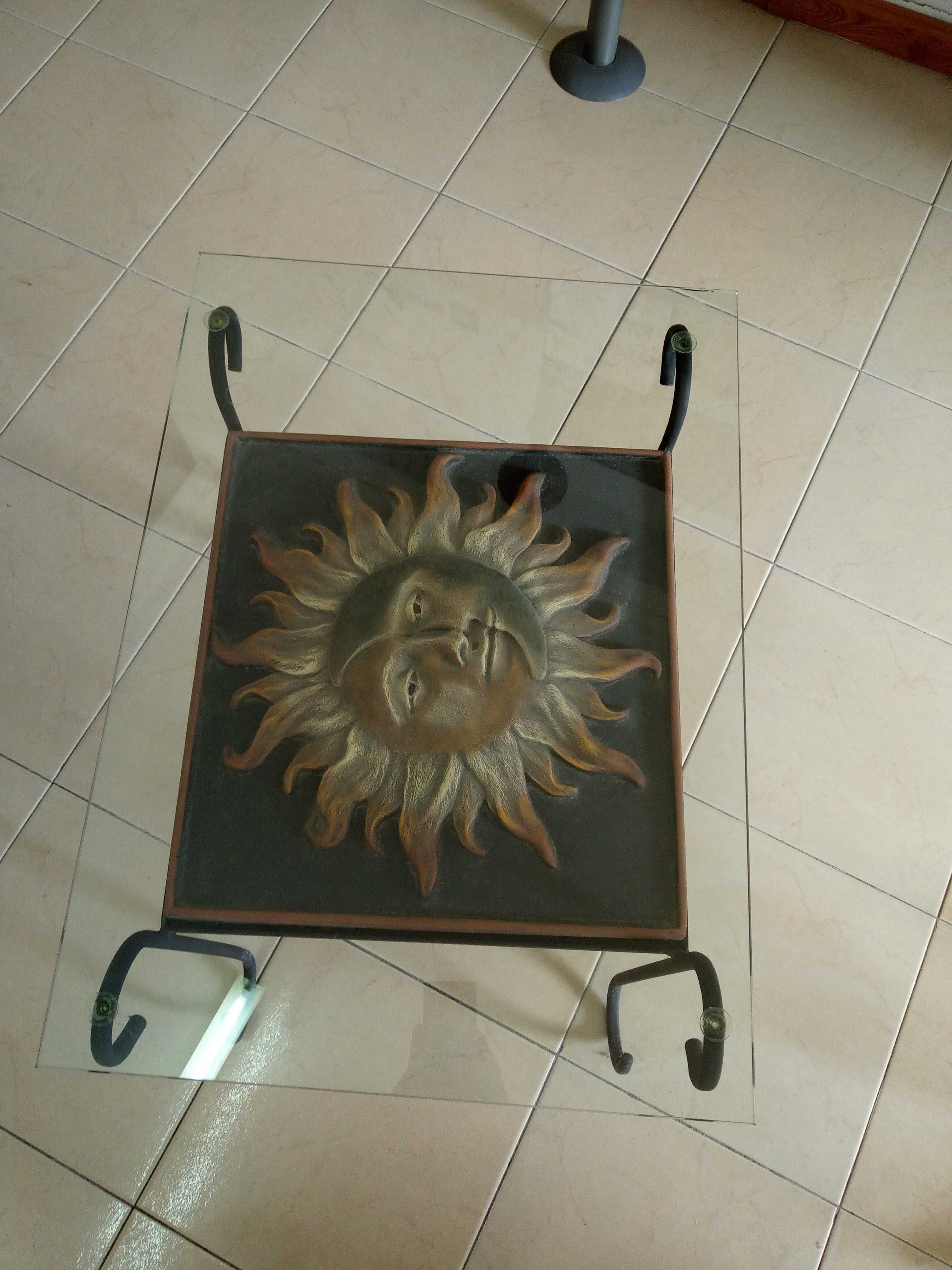 Mesa de centro pintada à mão