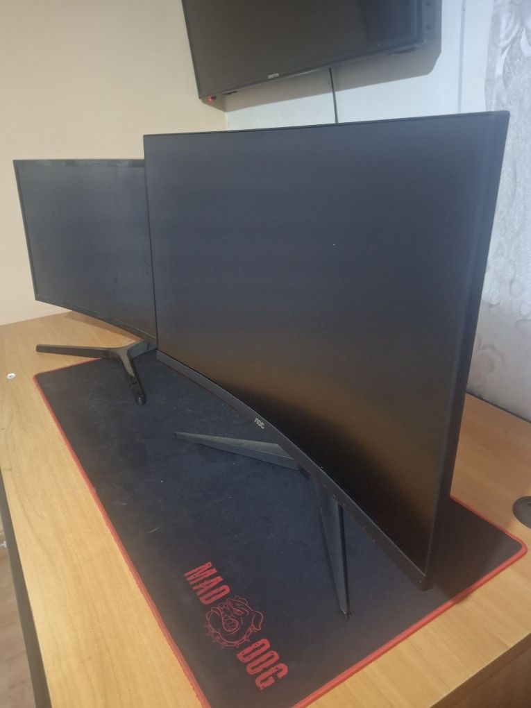 Monitory Samsung i AOC – Idealne do pracy i gier!