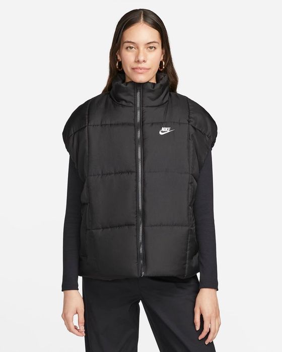Nike оригинал новая жилетка женская