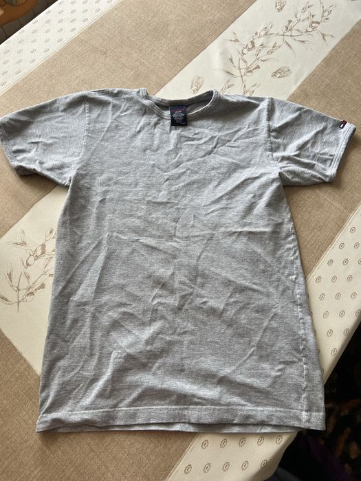 Tshirt tommy hilfiger szary