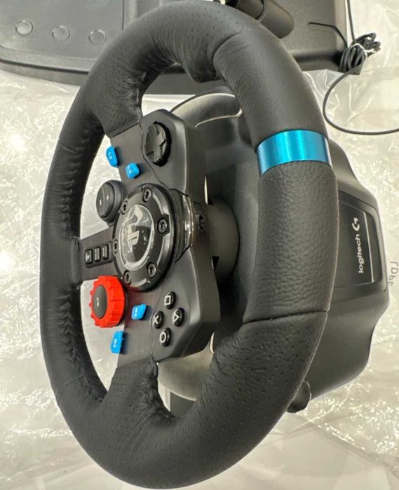 Volante Logitech g29 + pedais