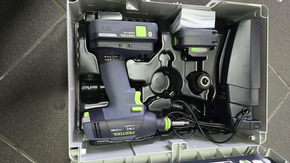 Nowa wkrętarka Festool, dwa aku, ładowarka, skrzynka