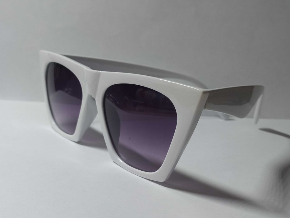 Сонцезахисні окуляри