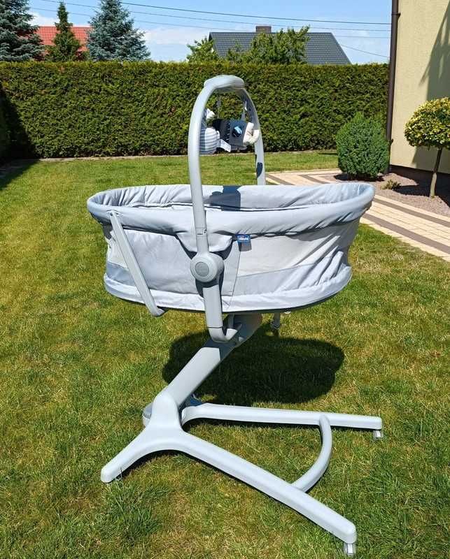 Chicco Baby Hug 4w1 - łóżeczko, leżaczek, fotelik i krzesełko w jednym