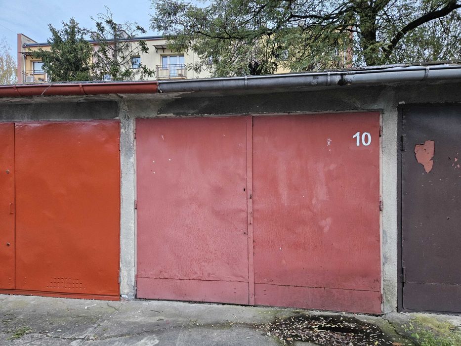 Sprzedam GARAŻ Oleśnica ul. Żeromskiego za Komendą Policji