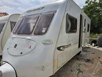 Caravana inglesa Colchester 560/4EK