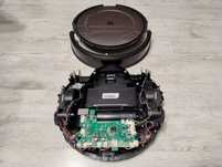 Płyta główna (uszkodzona) z obudową i zderzakiem Irobot Roomba Combo