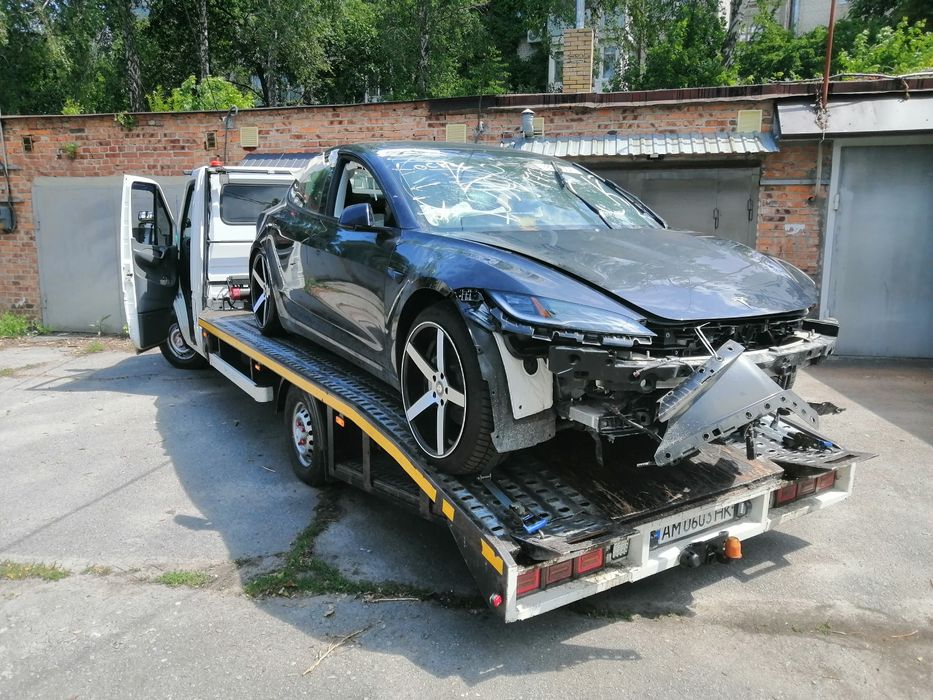 Евакуатор Цілодобово 24/7 Житомир та область