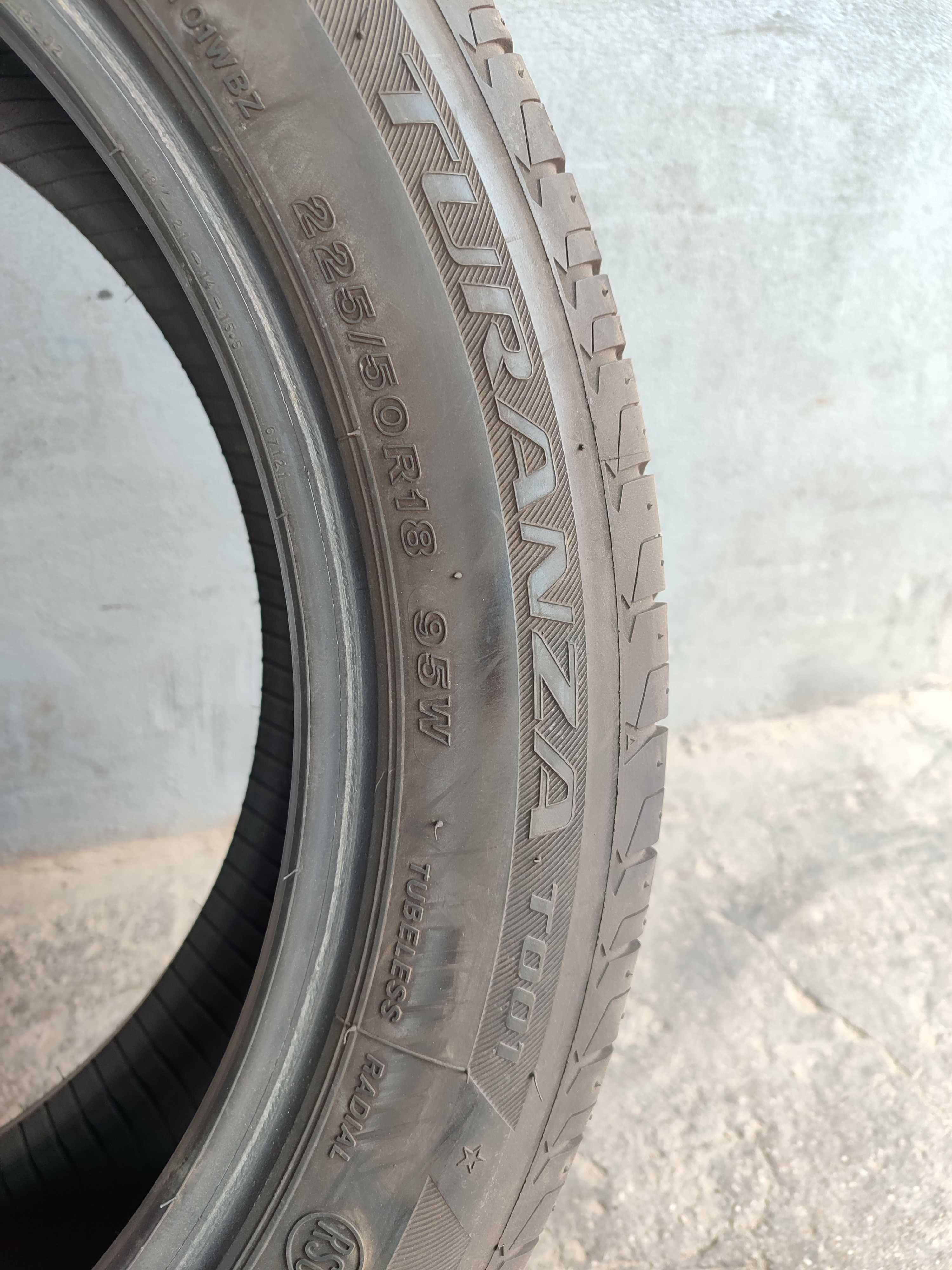 Літня шина 225/50 R18 Bridgestone Turanza T001 RFT