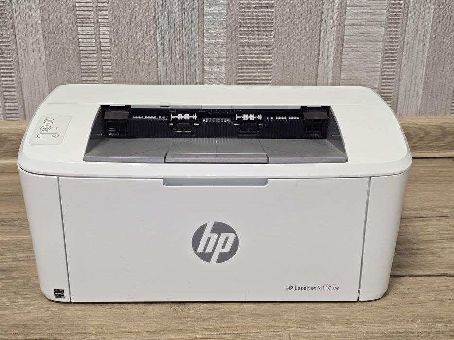 Лазерний принтер HP Laser jet M110WE