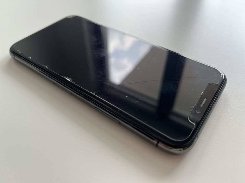iPhone 11 Pro 64GB idealny stan