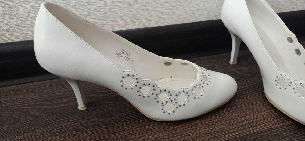 Туфлі для нареченої