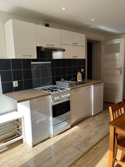 Kawalerka do wynajęcia w Dobroniu