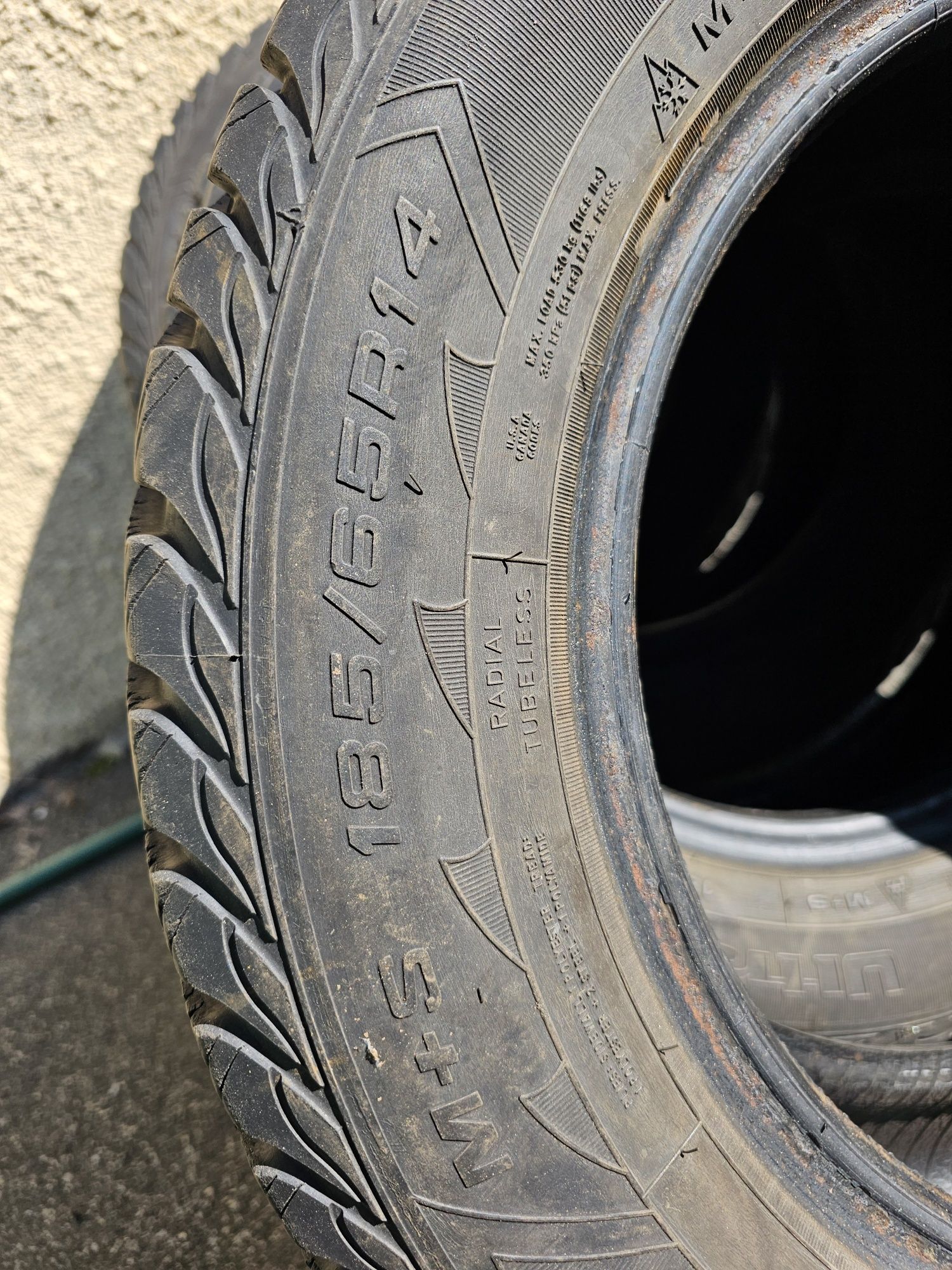 Goodyear ultragrip extreme 185/65-17