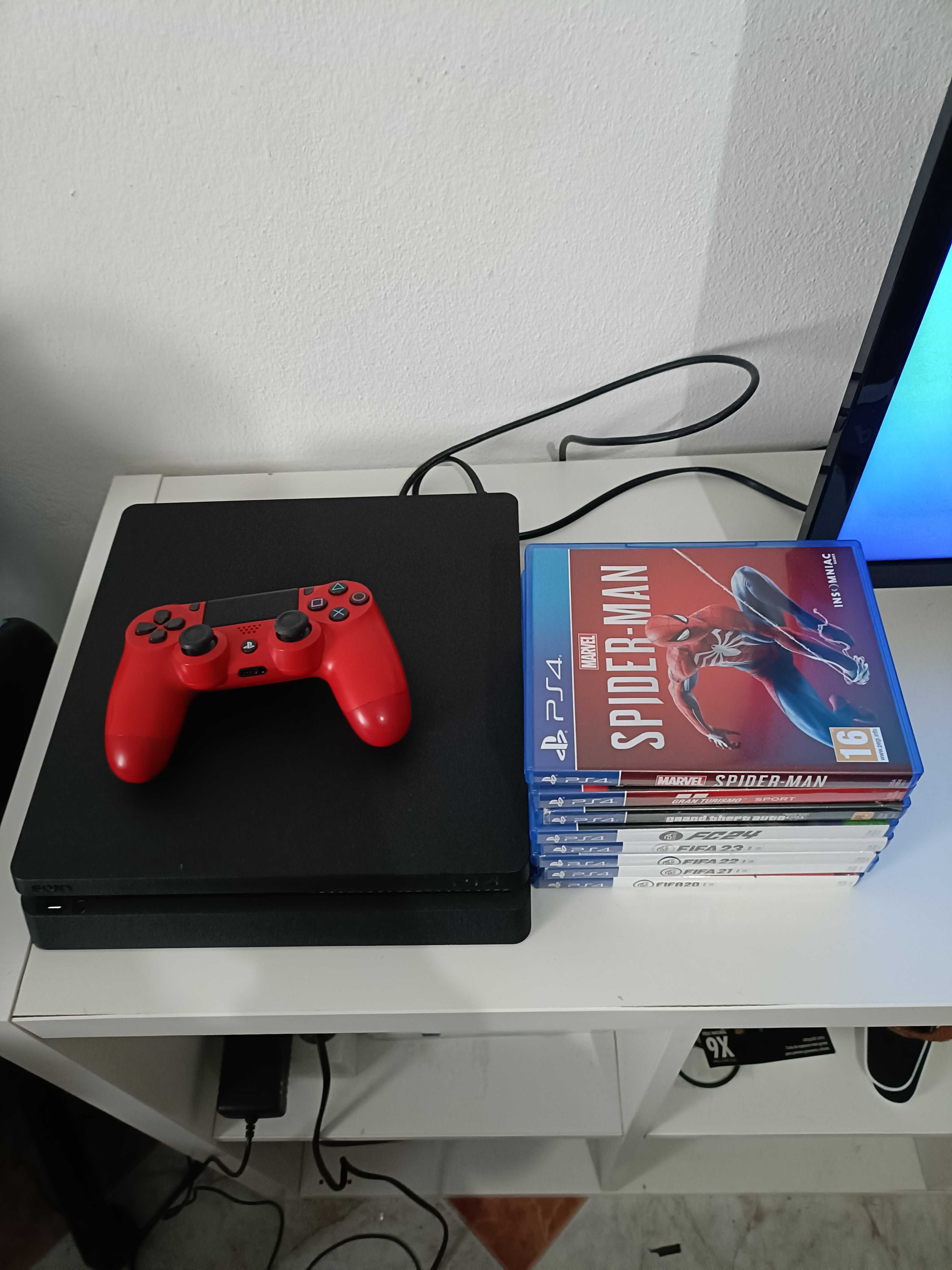 Ps 4 com jogos e comando