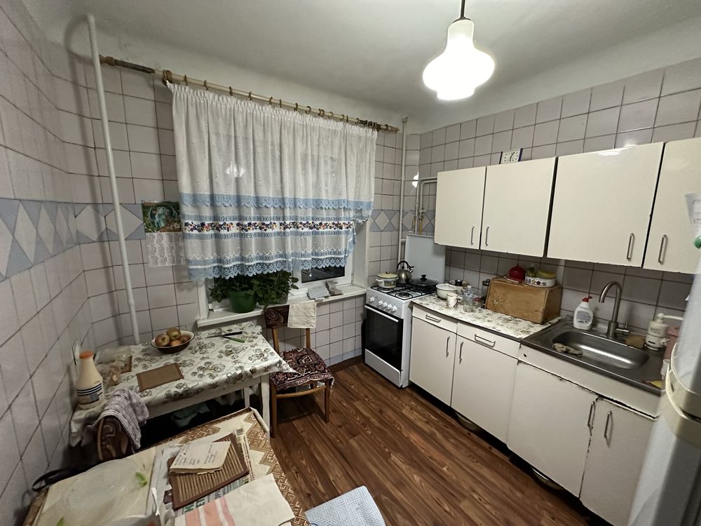 Продаж квартири нагірна