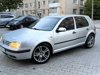 Volkswagen Golf 2003