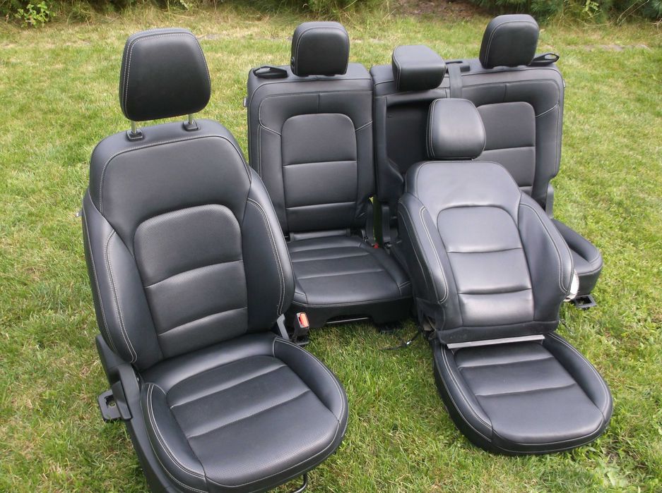Ford ESCAPE kuga MK3 tapicerka skorzana fotele przod tył czarne skora