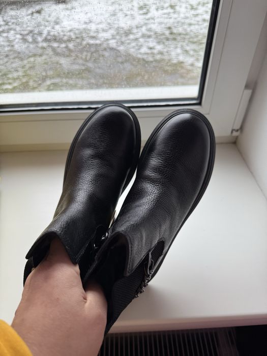 Ботинки, чоботи Tutubi