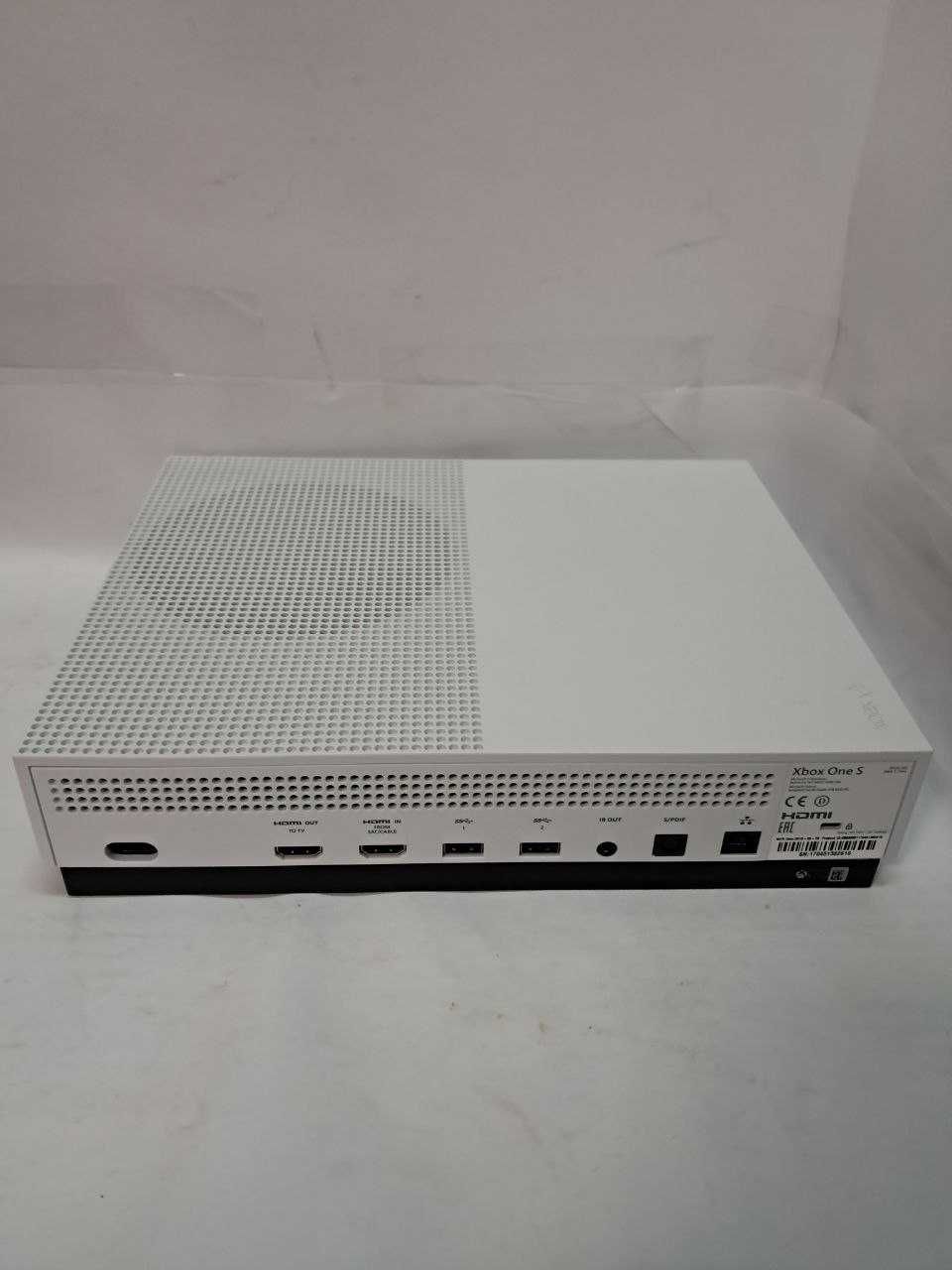 Игровая  консоль MICROSOFT Xbox one S 1681 1T