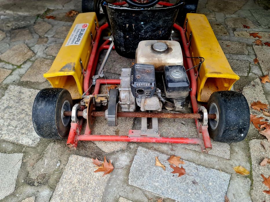 KART 160cc motor Honda SEM ATRELADO 
"4T 
" 160cc 5.5 cvs 
"