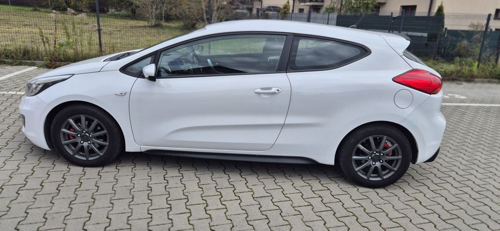 Sprzedam Kia Cee'd Diesel 1,4 2015
