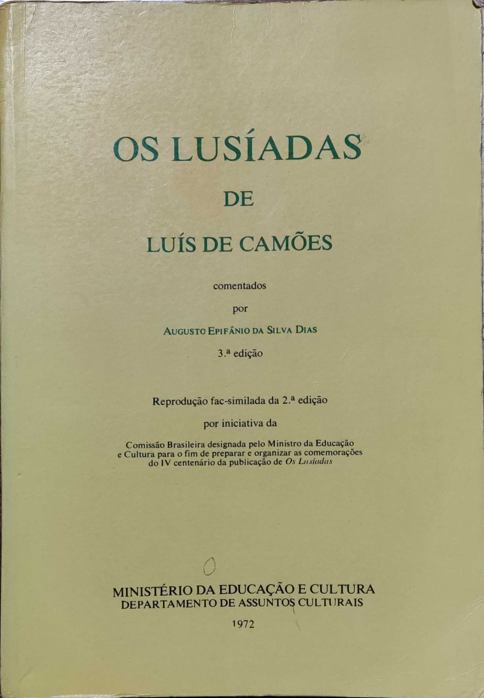 Livro "Os Lusíadas" de Luís de Camões (comentado)