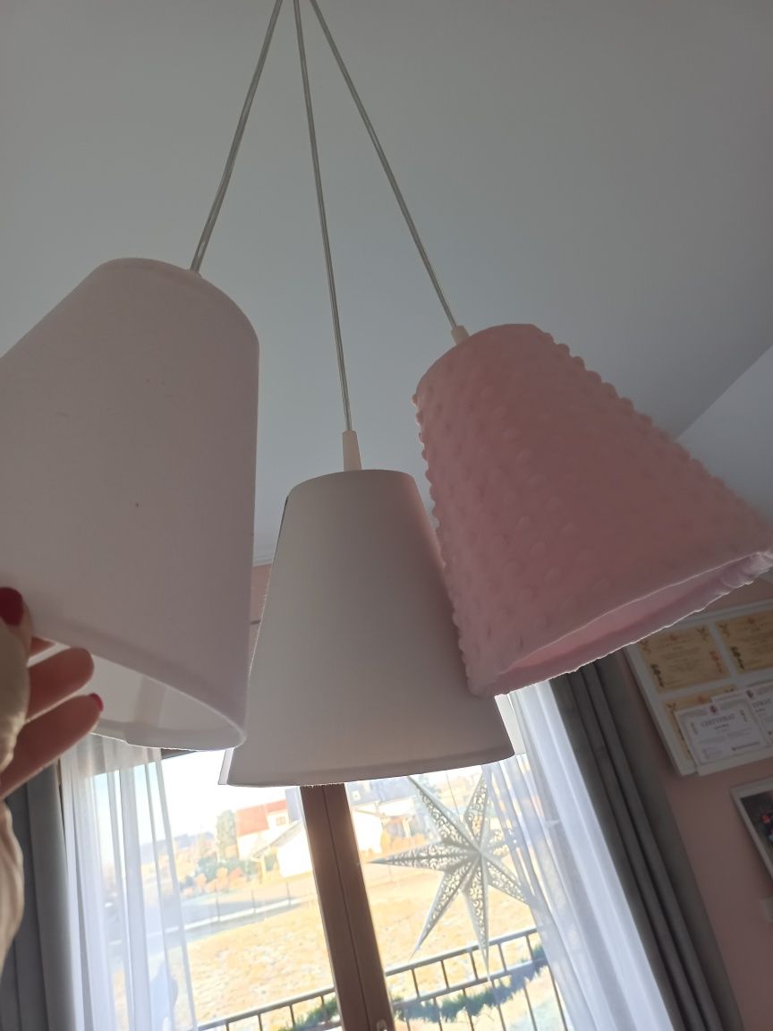 Lampa do pokoju dziecięcego