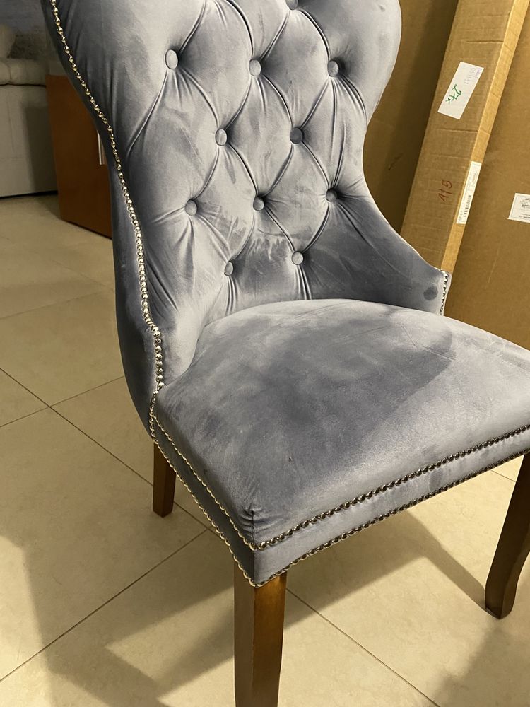 Krzeslo tapicerowane