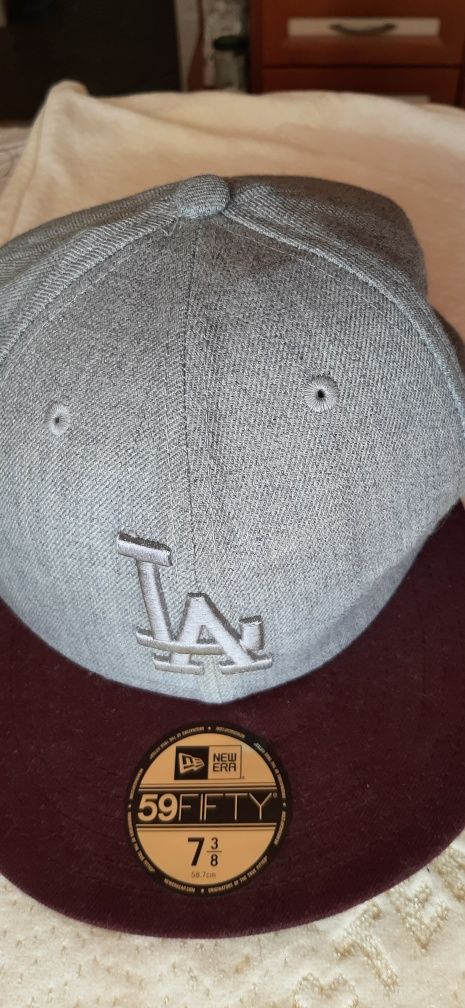 Czapka szara z daszkiem New Era LA ,rozmiar 7 3/8 model 59 Fifty•