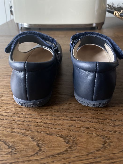 Sapato pele azul escuro menina 29