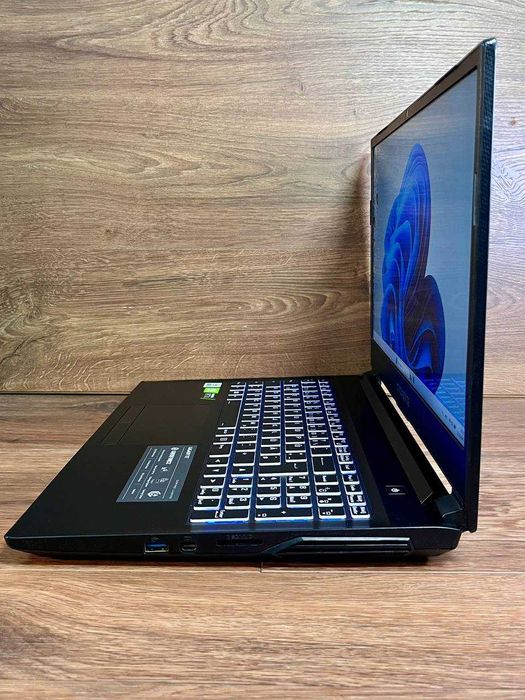 Gigabyte G5 KS\RTX 3060\i5-10500H\DDR4-16Gb\NVMe SSD-512Gb