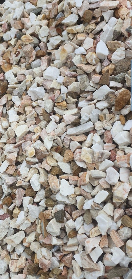Kamień ozdobny biała marianna granit cappuccino bazalt otoczak korę