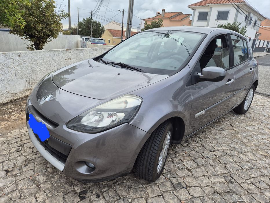 Renault Clio 1.2 2010 como novo 104 000 kms