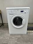 Pralka marki Indesit