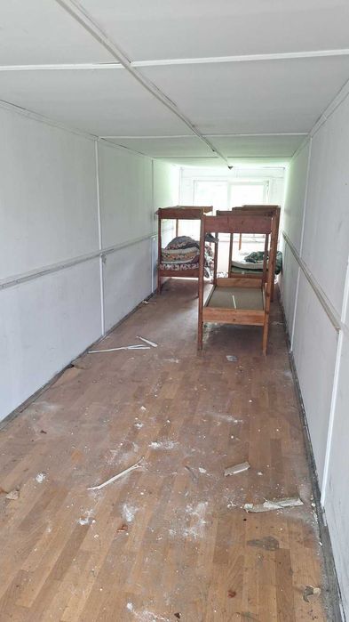 Морські контейнери 40 футів б/в, з вікном