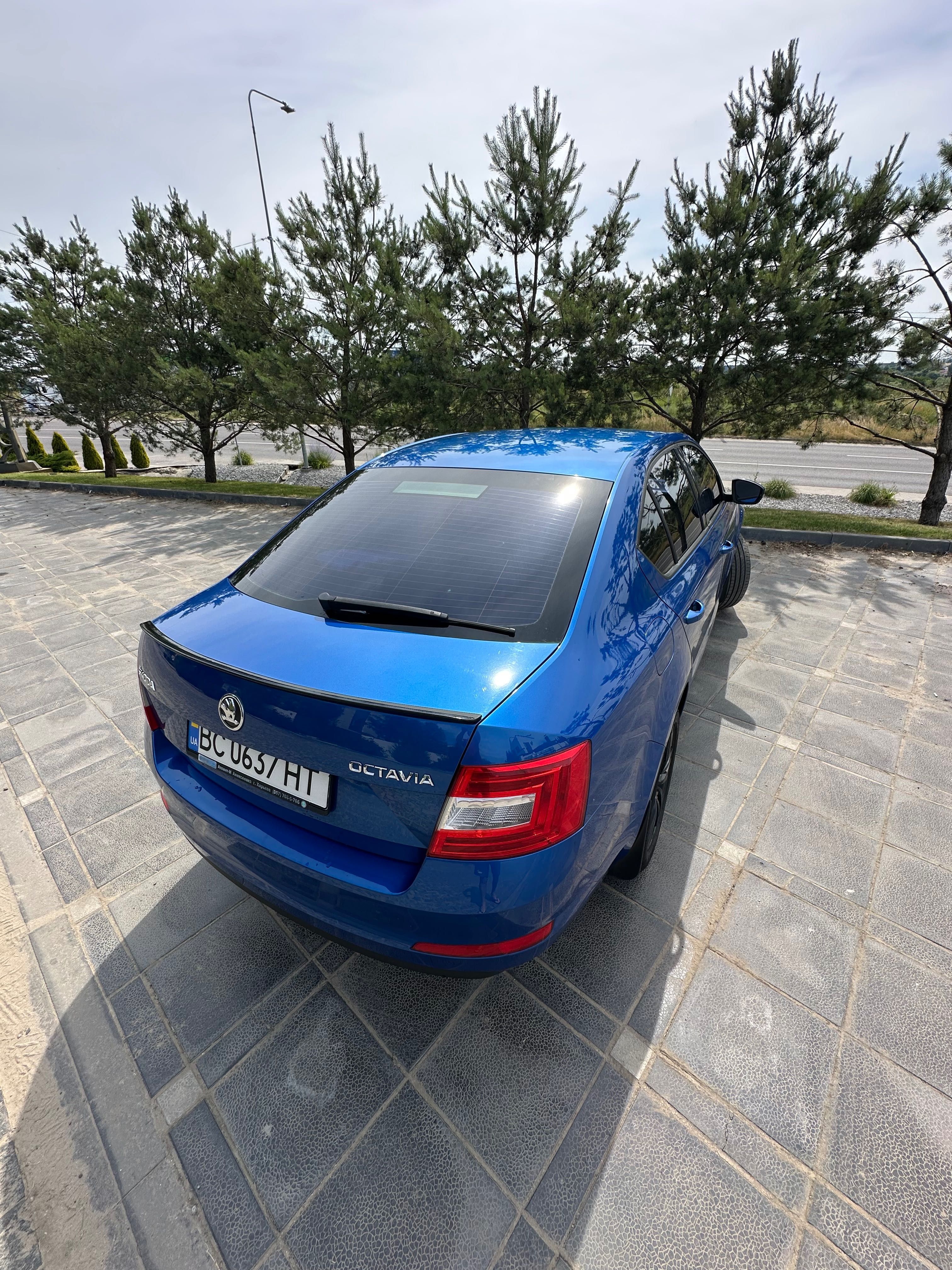 Продаж авто Skoda Octavia A7 2.0 дизель